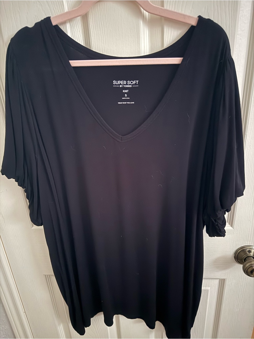 Torrid Puff Sleeve SUPER SOFT V-neck Knit Top in Black